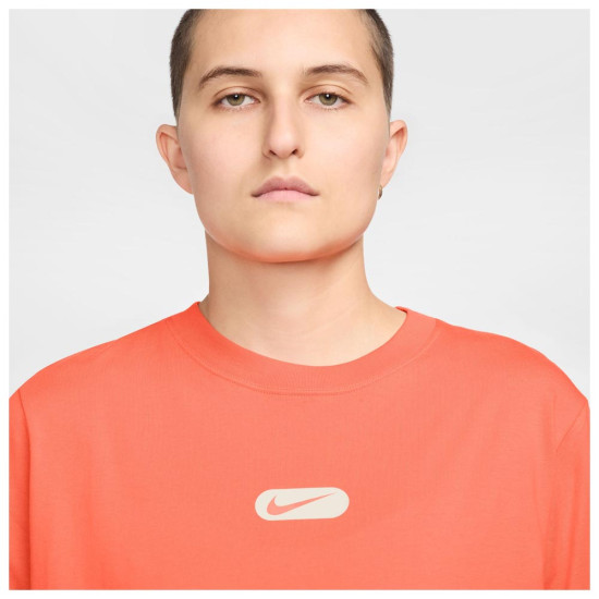 Nike Γυναικεία κοντομάνικη μπλούζα Sportswear Club